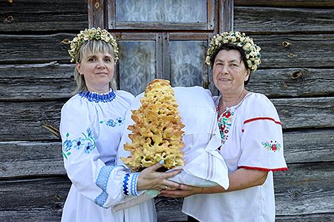 Особая печка, валок и терпение. Узнали секреты приготовления порозовской банкухи