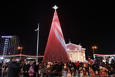 Магия льда. Огромный каток появится у главной елки Гомеля