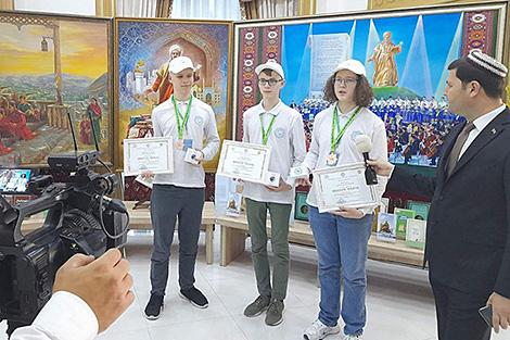 Лицеисты БГУ завоевали бронзу международной олимпиады по математике