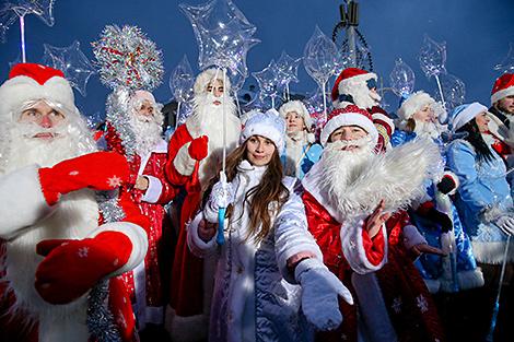 Форум Дедов Морозов и Снегурочек даст старт новогодним гуляньям в Минске