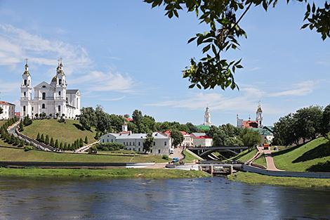 К 1050-летию со дня образования Витебска и 80-летию освобождения города от немецко-фашистских захватчиков