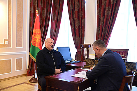 Belarus president, ambassador to Russia discuss work in EAEU, export