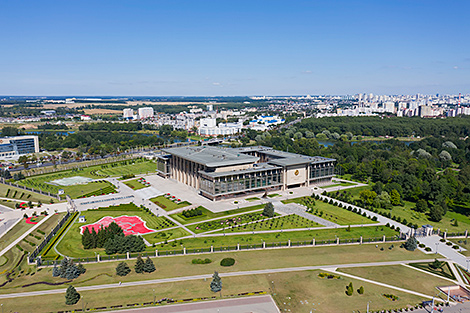 关于乌克兰公民在白罗斯临时居住的法令在新版本中进行了阐述