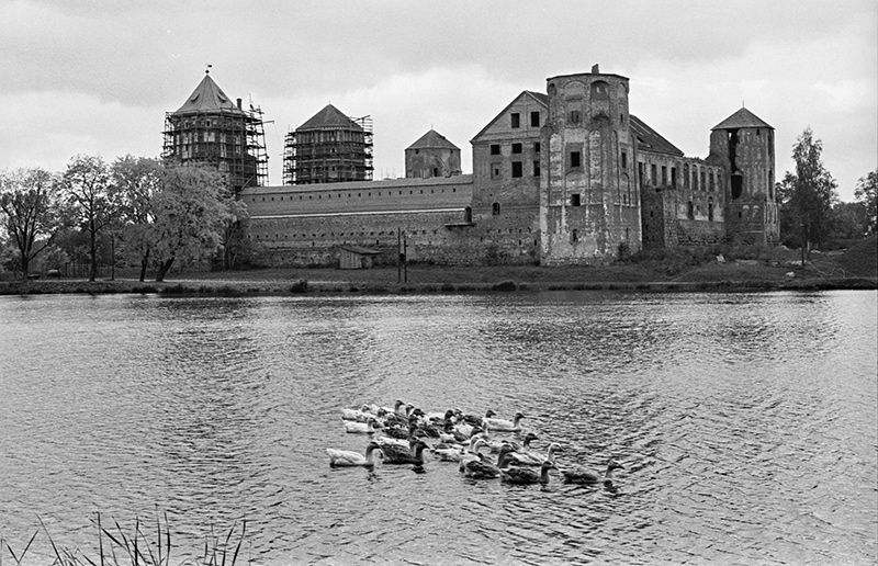 Реставрация Мирского замка, 1987 год