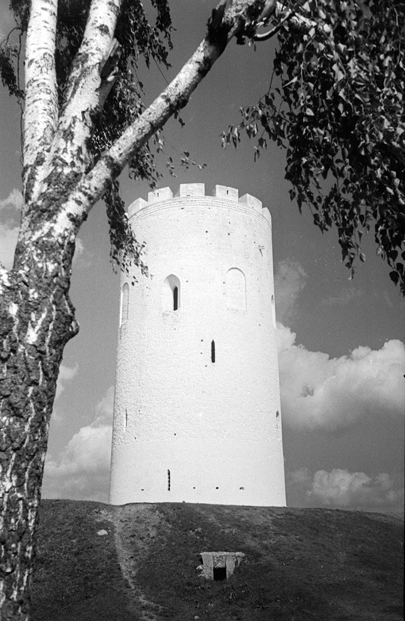 Белая вежа в 1956 году