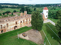 Golshany Castle