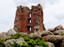 Ruins of Novogrudok Castle in July 2019