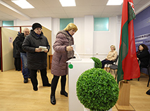 Early voting for the presidential election in Belarus